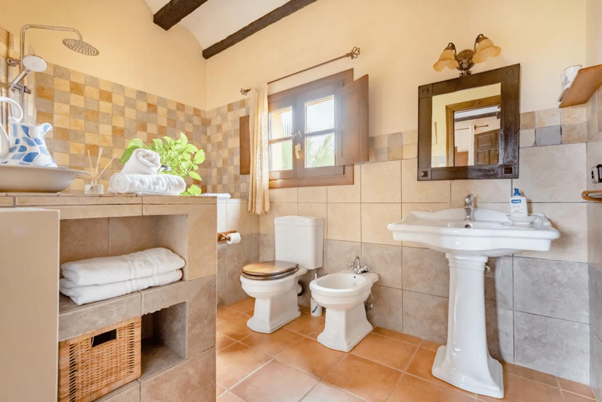Vinyols i Els Arcs Masia Castellvi B&B מראה חיצוני תמונה